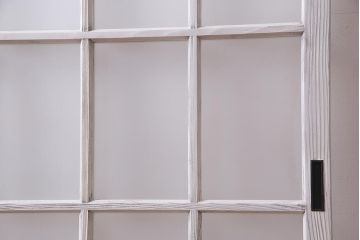 アンティーク建具  ペイント  すりガラス　爽やかなホワイトカラーのガラス戸1枚　(R-038154)