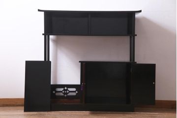 中古　国産　蒔絵　深みのある色味が上品な漆塗りの茶棚(定価75万円)(飾り棚、収納棚)(R-038158)
