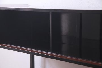 中古　国産　蒔絵　深みのある色味が上品な漆塗りの茶棚(定価75万円)(飾り棚、収納棚)(R-038158)