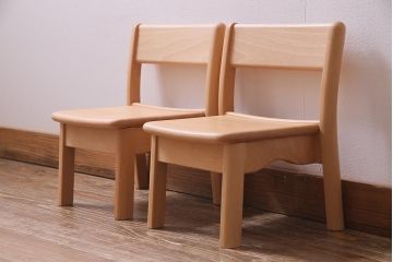 中古　飛騨産業　キツツキ　KF201B　ビーチ材　キッズスタッキングチェア2脚セット(子供椅子)(R-038161)