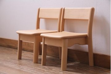 中古　飛騨産業　キツツキ　KF202B　ビーチ材　キッズスタッキングチェア2脚セット(子供椅子)(R-038163)