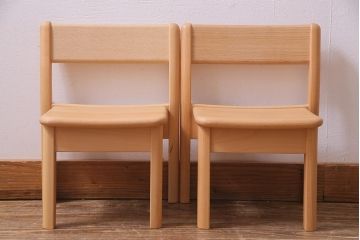 中古　飛騨産業　キツツキ　KF202B　ビーチ材　キッズスタッキングチェア2脚セット(子供椅子)(R-038164)