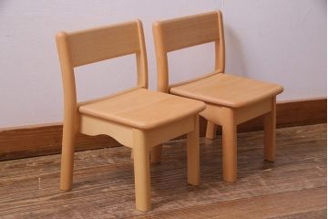 中古　飛騨産業　キツツキ　KF202B　ビーチ材　キッズスタッキングチェア2脚セット(子供椅子)(R-038164)