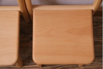 中古　飛騨産業　キツツキ　KF202B　ビーチ材　キッズスタッキングチェア2脚セット(子供椅子、イス、バラ売り可能、キッズチェア)(R-038166)