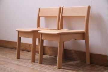 中古　飛騨産業　キツツキ　KF204B　ビーチ材　キッズスタッキングチェア2脚セット(子供椅子、キッズチェア)(R-038171)