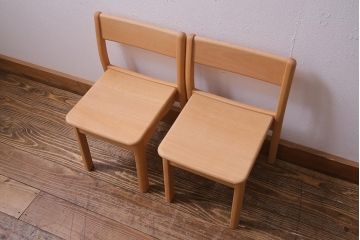 中古　飛騨産業　キツツキ　KF204B　ビーチ材　キッズスタッキングチェア2脚セット(子供椅子、キッズチェア)(R-038171)