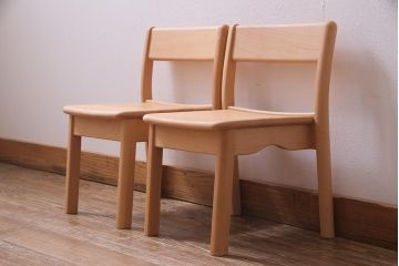 中古　飛騨産業　キツツキ　KF204B　ビーチ材　キッズスタッキングチェア2脚セット(子供椅子)(R-038172)