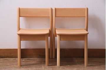 中古　飛騨産業　キツツキ　KF205B　ビーチ材　キッズスタッキングチェア2脚セット(子供椅子)(R-038173)