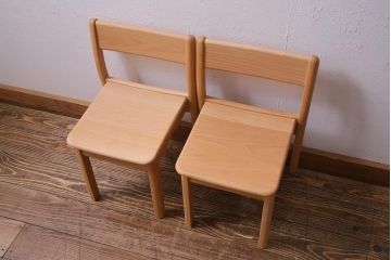 中古　飛騨産業　キツツキ　KF205B　ビーチ材　キッズスタッキングチェア2脚セット(子供椅子、キッズチェア)(R-038174)
