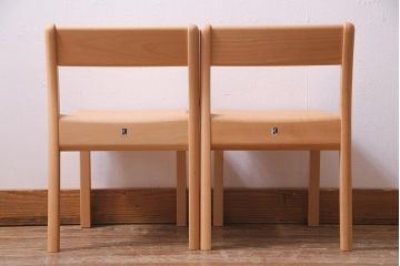 中古　飛騨産業　キツツキ　KF205B　ビーチ材　キッズスタッキングチェア2脚セット(子供椅子、キッズチェア)(R-038174)