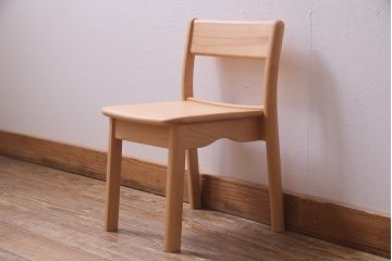 中古　飛騨産業　キツツキ　KF205B　ビーチ材　キッズスタッキングチェア(子供椅子、キッズチェア)(R-038175)