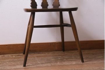 ヴィンテージ家具　イギリスビンテージ　ERCOL(アーコール)　素朴で愛らしいシスルバックチェア(ダイニングチェア、椅子)(R-038179)