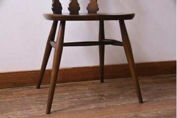 ヴィンテージ家具　イギリスビンテージ　ERCOL(アーコール)　上品な佇まいのシスルバックチェア(ダイニングチェア、椅子)(R-038180)