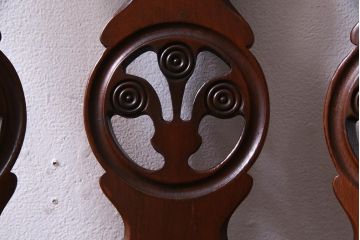 ヴィンテージ家具　イギリスビンテージ　ERCOL(アーコール)　上品な佇まいのシスルバックチェア(ダイニングチェア、椅子)(R-038181)