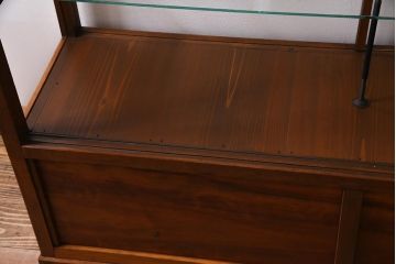 レトロ家具　昭和初期　ヒノキ材　柔らかな木の風合いが魅力のガラスケース(ショーケース、陳列棚)(R-038186)