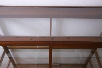 レトロ家具　昭和初期　ヒノキ材　柔らかな木の風合いが魅力のガラスケース(ショーケース、陳列棚)(R-038186)