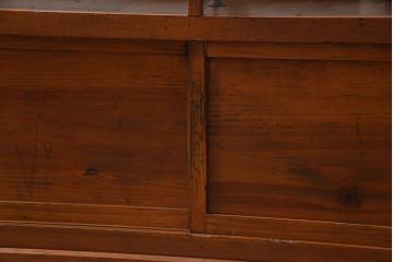 レトロ家具　昭和初期　ヒノキ材　柔らかな木の風合いが魅力のガラスケース(ショーケース、陳列棚)(R-038186)