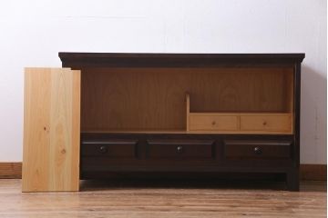 中古　リメイク　北海道民芸家具　モールガラスが入ったローボード(テレビ台、収納棚、サイドボード)(R-038188)