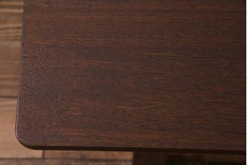 レトロ家具　シンプルなデザインが魅力のローテーブル(センターテーブル)(R-038190)