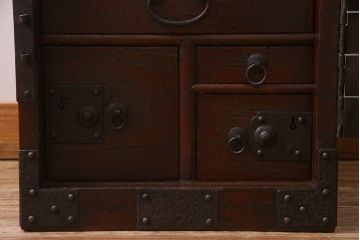 アンティーク家具　古民具・骨董　三方ケヤキ材　江戸明治期　味わい深い佇まいの船箪笥(舟箪笥、掛硯型、懸硯型、小引き出し)