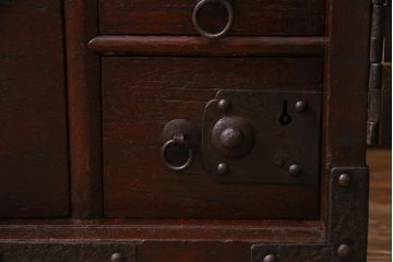 アンティーク家具　古民具・骨董　三方ケヤキ材　江戸明治期　味わい深い佇まいの船箪笥(舟箪笥、掛硯型、懸硯型、小引き出し)