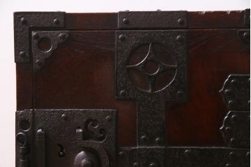 アンティーク家具　古民具・骨董　三方ケヤキ材　江戸明治期　味わい深い佇まいの船箪笥(舟箪笥、掛硯型、懸硯型、小引き出し)