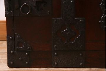 アンティーク家具　古民具・骨董　三方ケヤキ材　江戸明治期　味わい深い佇まいの船箪笥(舟箪笥、掛硯型、懸硯型、小引き出し)