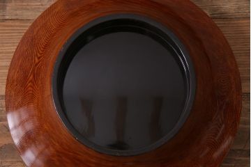 アンティーク雑貨　和製アンティーク　総ケヤキ材　漆塗りが美しい菓子入れ(菓子器)(R-038193)