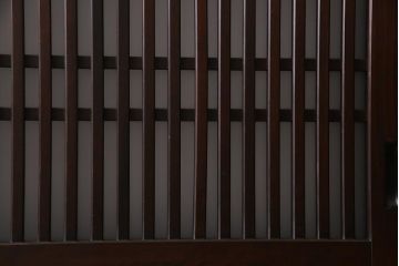 アンティーク建具　和製アンティーク　すりガラス入り　凛とした雰囲気が魅力的な格子帯戸4枚セット(板戸、引き戸、建具)(R-038200)