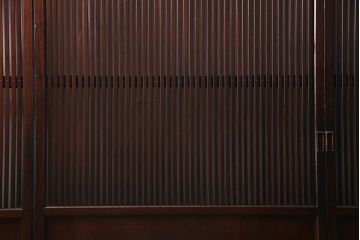 アンティーク建具　和製アンティーク　漆塗り　上質な和の空間を演出する格子帯戸4枚セット(引き戸、建具)(R-038203)