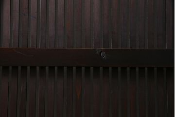 アンティーク建具　和製アンティーク　漆塗り　上質な和の空間を演出する格子帯戸4枚セット(引き戸、建具)(R-038203)