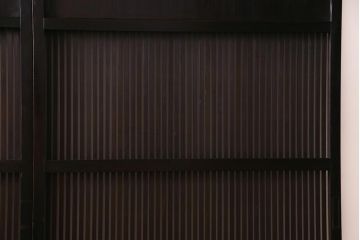 アンティーク建具　和製アンティーク　漆塗り　上質な和の空間を演出する格子帯戸4枚セット(引き戸、建具)(R-038203)