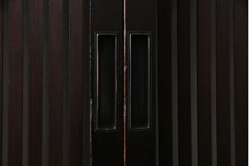 アンティーク建具　和製アンティーク　漆塗り　上質な和の空間を演出する格子帯戸4枚セット(引き戸、建具)(R-038203)