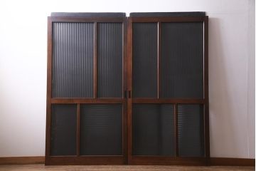 アンティーク建具　モールガラス入り　大判のレトロガラスが可愛らしいガラス戸2枚セット(引き戸)(R-038204)