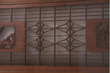 アンティーク建具　繊細な組子と鶴と松の彫刻が美しい欄間(明り取り、両面ガラス)(R-038205)