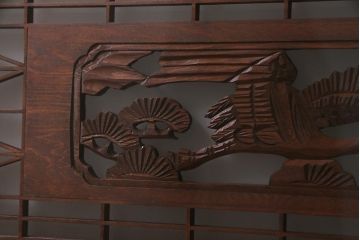 アンティーク建具　繊細な組子と鶴と松の彫刻が美しい欄間(明り取り、両面ガラス)(R-038205)