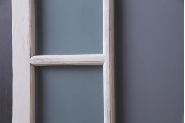 アンティーク建具　ペイント　当店オリジナルガラス入り　明るいカラーが魅力の木製ドア(扉、建具)(R-038208)