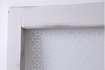 アンティーク建具　ペイント　当店オリジナルガラス入り　明るいカラーが魅力の木製ドア(扉、建具)(R-038208)