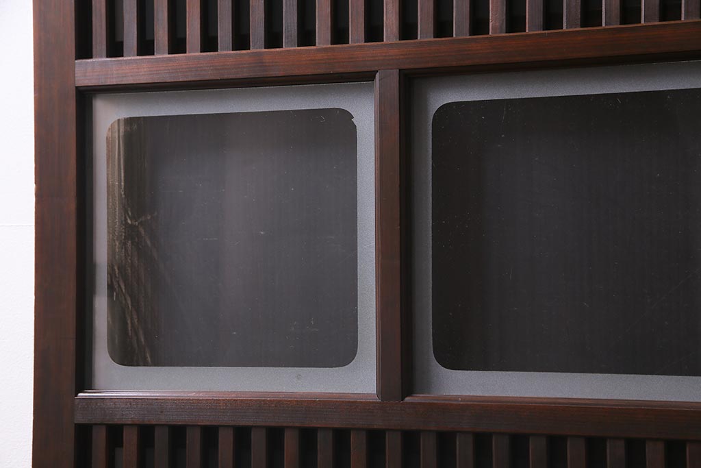 アンティーク建具　裏ガラス入り　変わり型　和の風情漂う格子戸2枚セット(建具、引き戸)(R-038210)