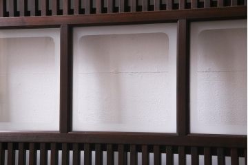 アンティーク建具　裏ガラス入り　変わり型　和の風情漂う格子戸2枚セット(建具、引き戸)(R-038210)