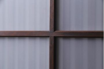 アンティーク建具　裏ガラス入り　変わり型　和の風情漂う格子戸2枚セット(建具、引き戸)(R-038210)