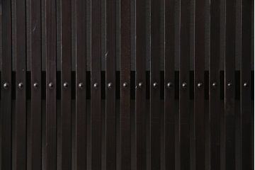 アンティーク建具　明治期　味わいのある木肌が魅力の格子戸2枚セット(引き戸、建具)(R-038212)