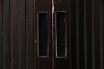 アンティーク建具　明治期　味わいのある木肌が魅力の格子戸2枚セット(引き戸、建具)(R-038212)