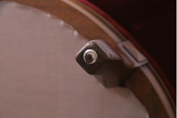 中古　DREXEL HERITAGE(ドレクセルヘリテイジ)　Upholstery(アップホルスタリー)　クラシカルな雰囲気漂うローバックチェア(1人掛けソファ、アームソファ)(定価約45万円)(R-038216)