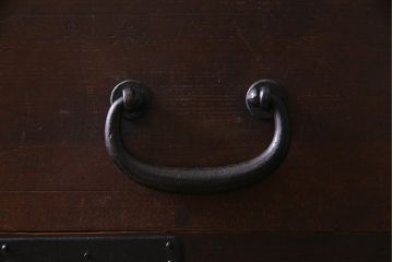 アンティーク家具　和製アンティーク　古民具　ヒノキ材　隠し付き!すっきりとした佇まいが魅力の関西帳場箪笥(時代箪笥、引き出し)(R-038219)