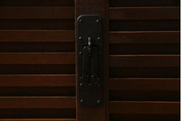 アンティーク家具　和製アンティーク　古民具　ヒノキ材　隠し付き!すっきりとした佇まいが魅力の関西帳場箪笥(時代箪笥、引き出し)(R-038219)