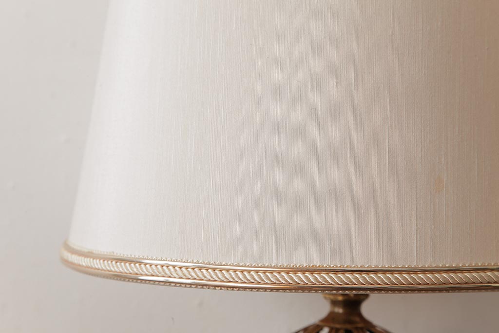 アンティーク雑貨　フランスアンティーク　ブルーのガラスが美しいテーブルランプ(卓上ランプ、スタンドライト)(R-038223)