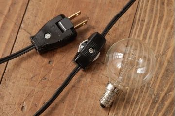 アンティーク雑貨　フランスアンティーク　ブルーのガラスが美しいテーブルランプ(卓上ランプ、スタンドライト)(R-038223)