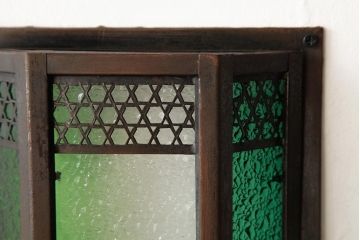 アンティーク雑貨　和製アンティーク　当時物色ガラス入り　レトロモダンな壁掛け照明カバー(ウォールランプカバー、門灯・玄関灯)(R-038225)