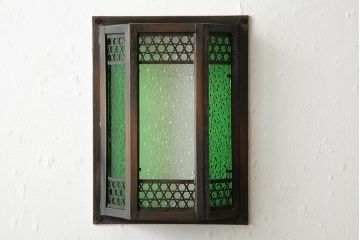 アンティーク雑貨　和製アンティーク　当時物色ガラス入り　レトロモダンな壁掛け照明カバー(ウォールランプカバー、門灯・玄関灯)(R-038226)